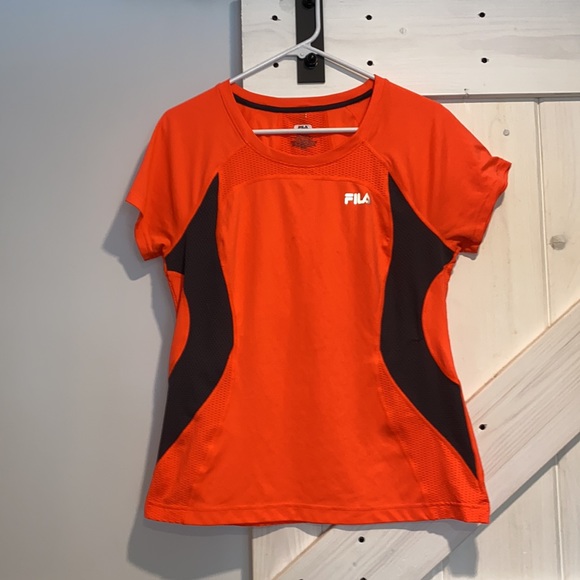 Fila Sport Large Tech Workout Shirt - Picture 2 of 8